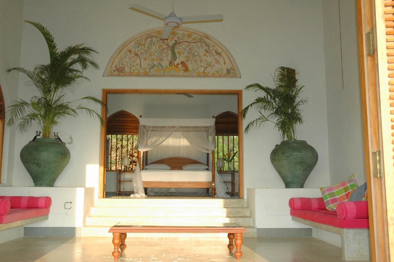 Khomba Beach House Alankuda Exterior foto